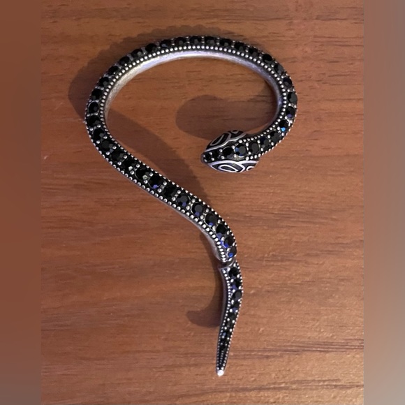 Killstar Temptation snake earring ear cuff - Picture 2 of 6